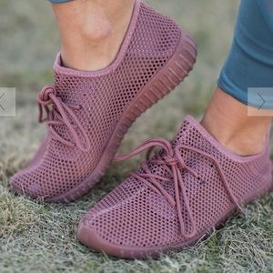 Mauve pink tennis shoes!